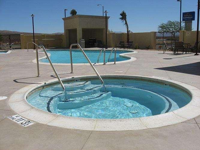Hampton And 3* Barstow