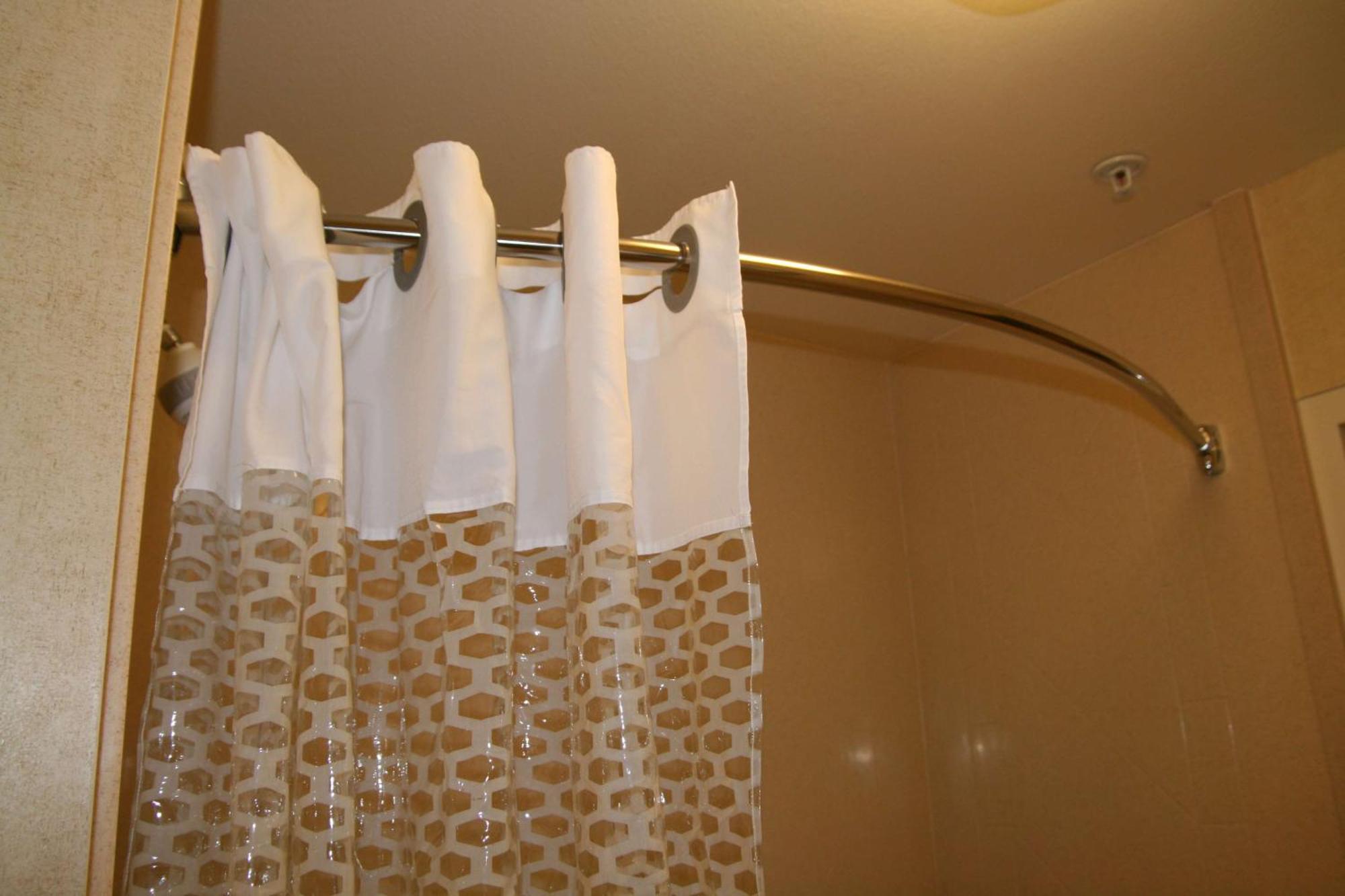 Hampton And Hotel 3*